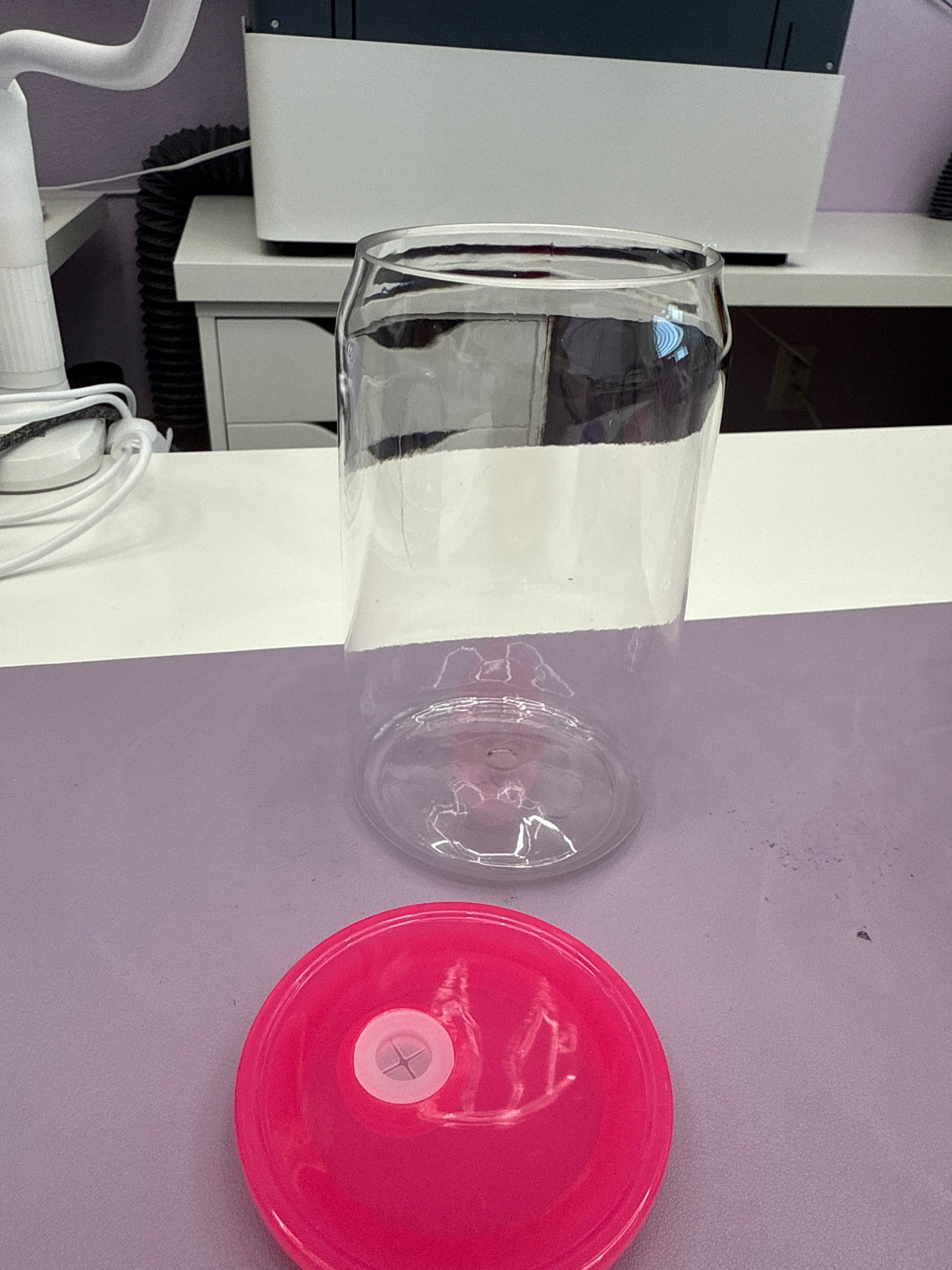 Vasos plásticos 16 oz tapa de colores