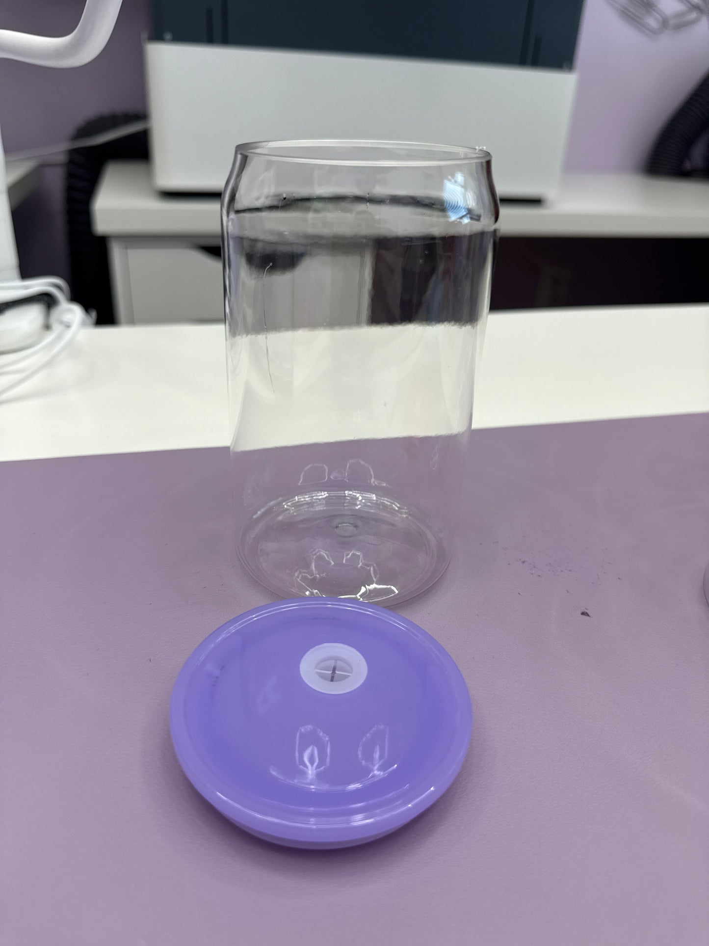 Vasos plásticos 16 oz tapa de colores